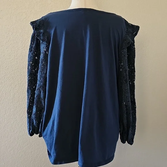 Pioneer Woman Blue Lace Knit Top - Picture 5 of 5